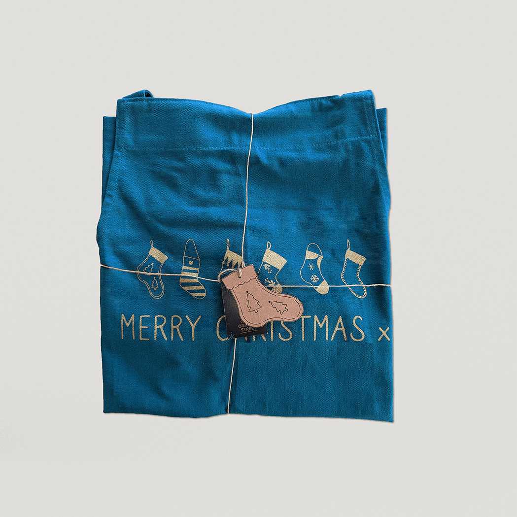 Stocking_appeal_Merry_Christmas_apron